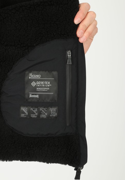 жилет  на сезон этого года фотография