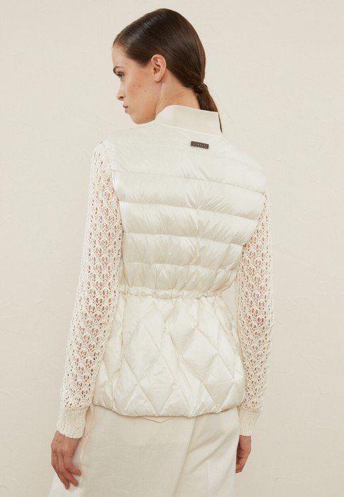 жилет  из италии вид сбоку