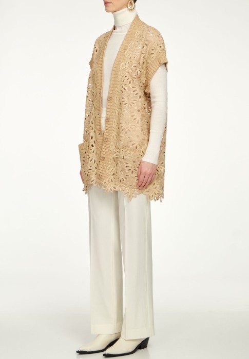 жилет  по цене 217490 руб вид справа