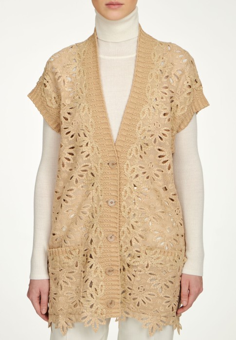 жилет  из проверенных материалов спереди