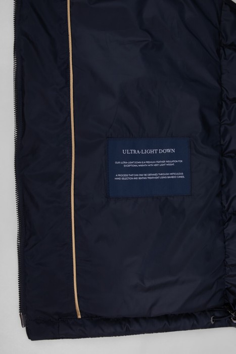 жилет  вид сзади