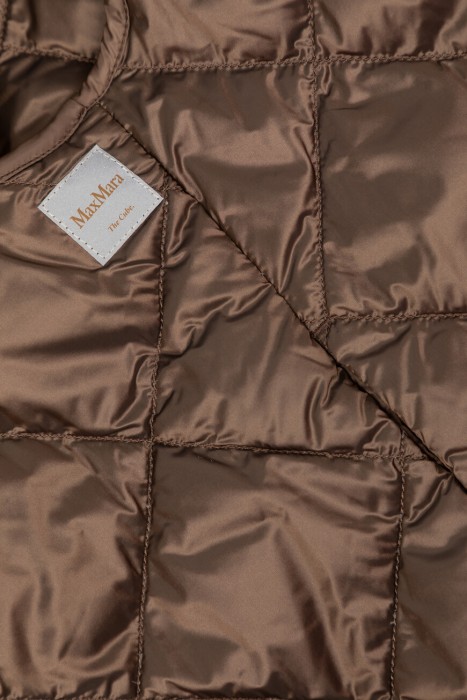 жилет  вид слева