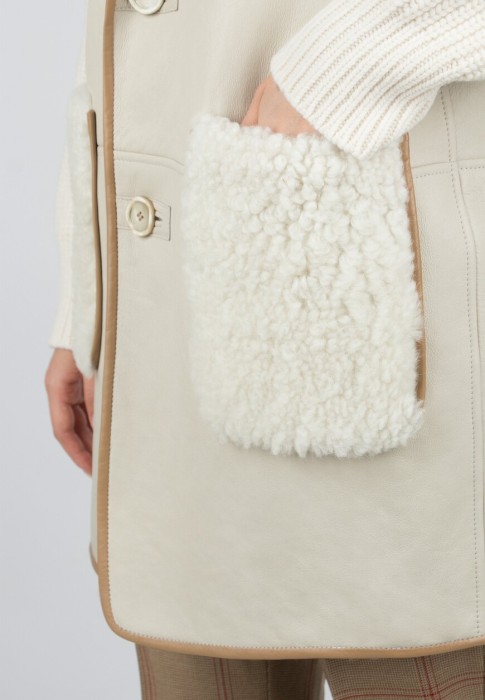 жилет  для взрослого возраста с изнаночной стороны