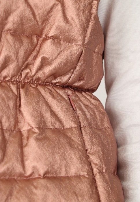 жилет  из проверенных материалов спереди