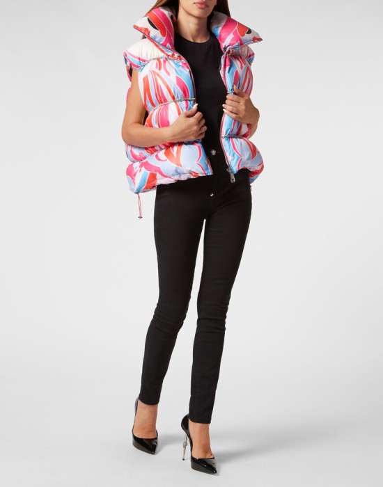 Товар розового цвета с внутренней стороны