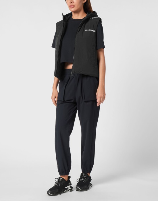 жилет  по цене 23100 руб вид справа