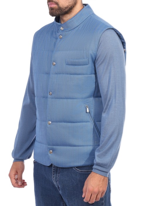 Товар голубого цвета с внутренней стороны