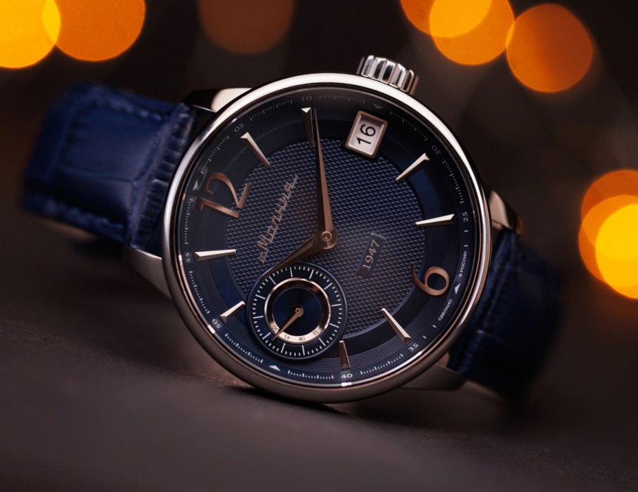 амулет tcb 3605 42 мм ручной завод вид сзади