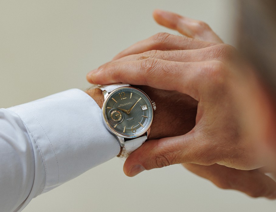 амулет tcb 3605 42 мм ручной завод вид слева