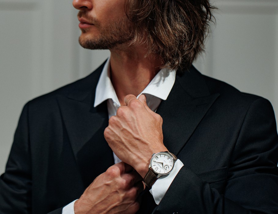 амулет tcb 3605 42 мм ручной завод вид слева