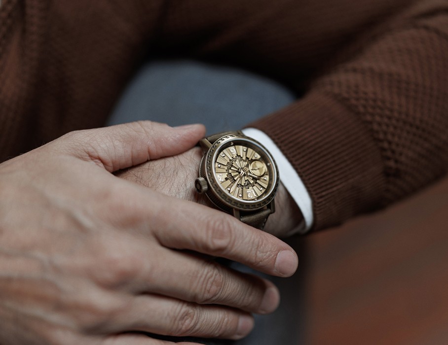 аркаим tcb 3603 43 мм ручной завод вид сбоку