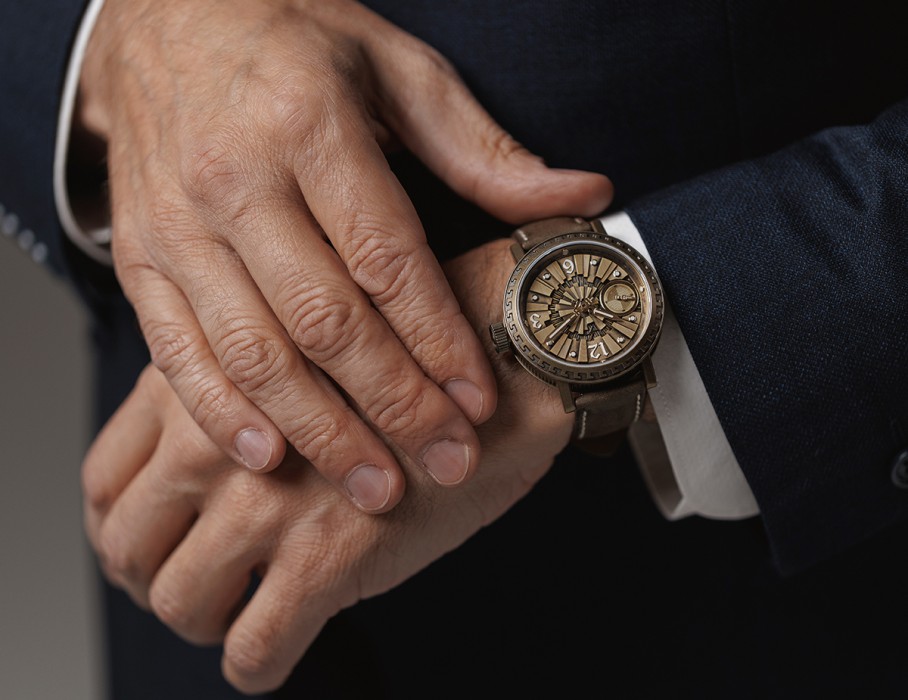 аркаим tcb 3603 43 мм ручной завод вид сзади