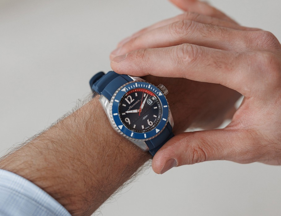 байкал 8215 42 мм автоподзавод вид слева