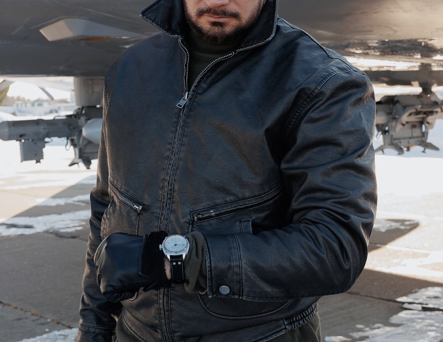 беркут tcb 3603 42мм ручной завод вид сбоку