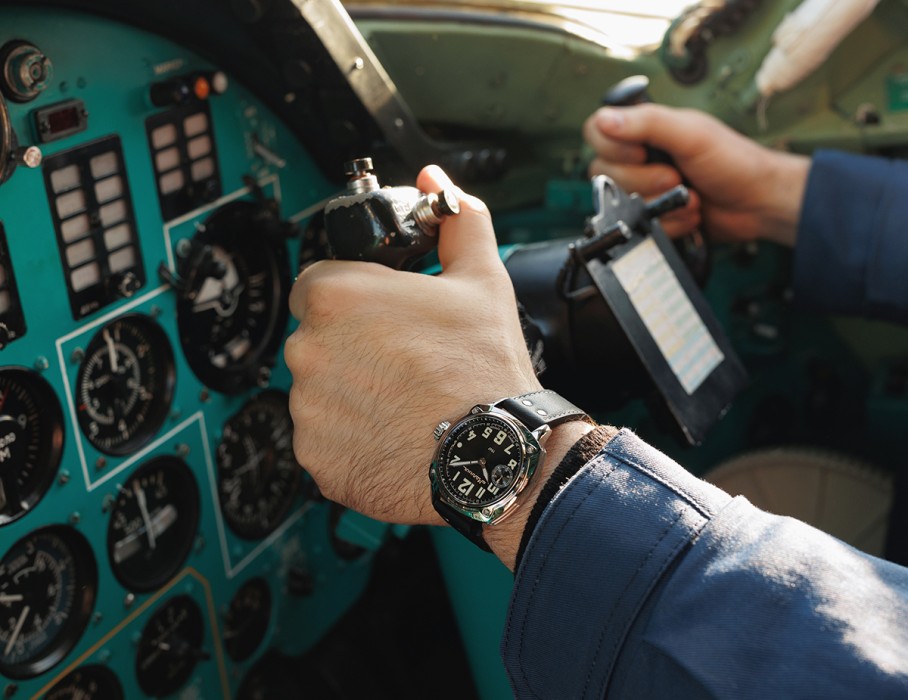 беркут tcb 3603 42мм ручной завод с изнаночной стороны