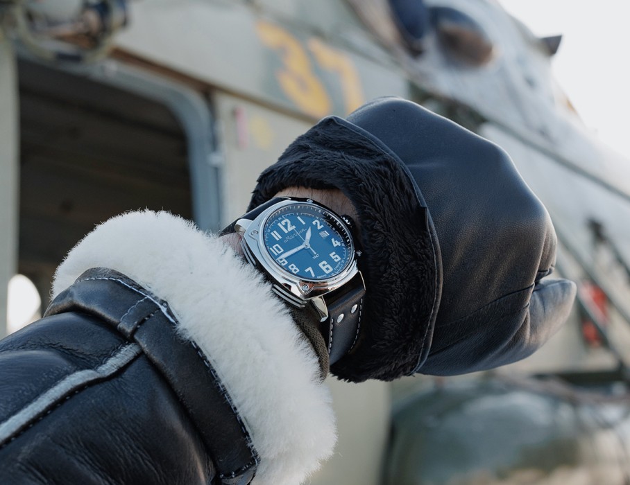 беркут tcb 8215 42 мм автоподзавод с лицевой стороны