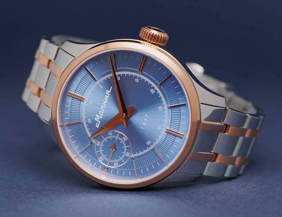 дебют tcb 3603 41 мм ручной завод вид слева