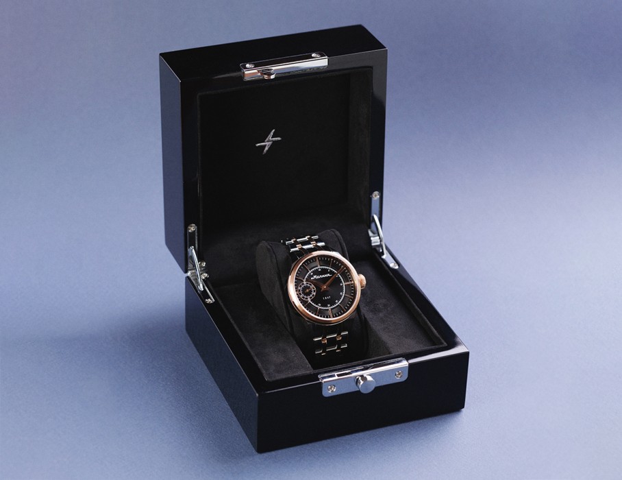 дебют tcb 3603 41 мм ручной завод вид сзади