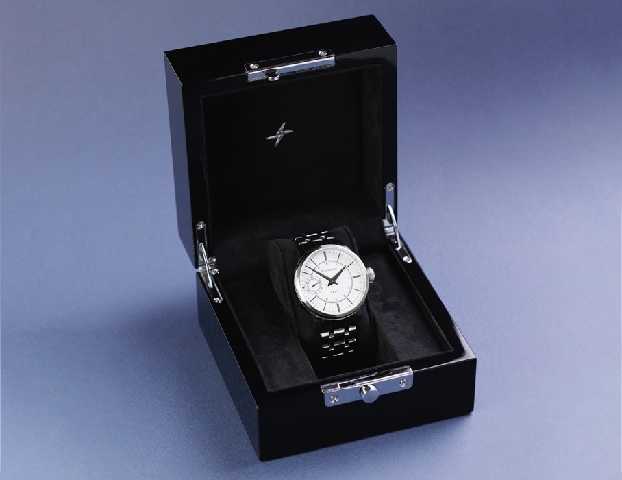 дебют tcb 3603 41 мм ручной завод вид слева