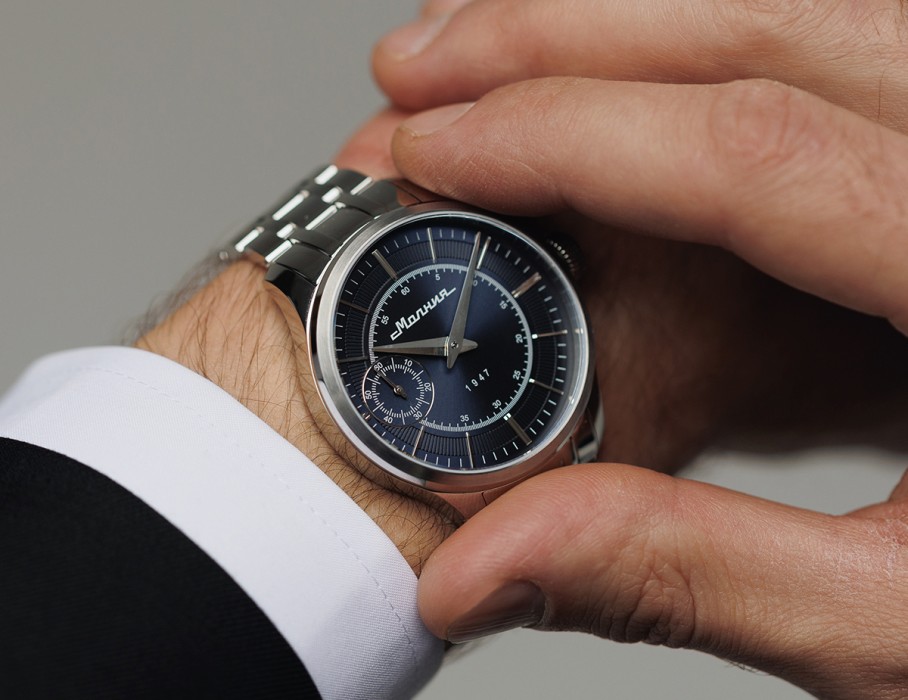 дебют tcb 3603 41 мм ручной завод с внутренней стороны