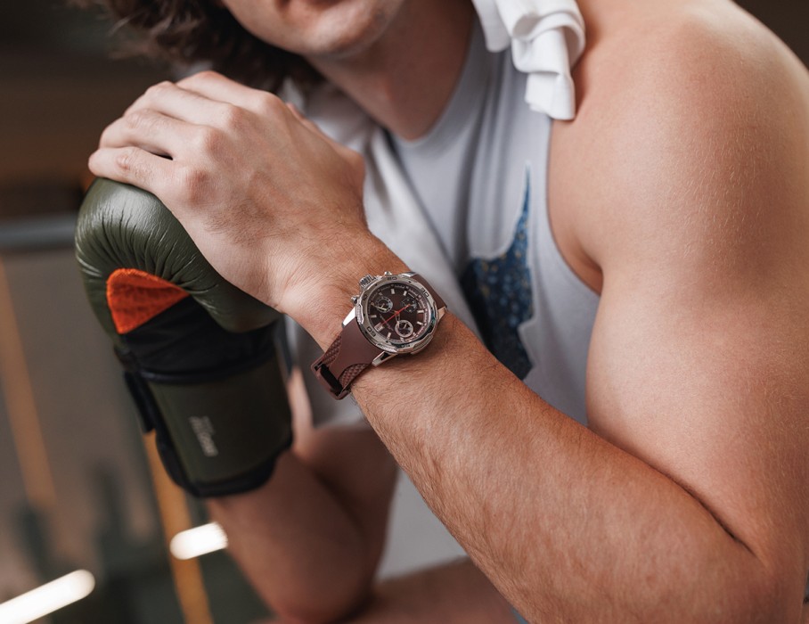 energy z60 42 мм кварц хронограф с изнаночной стороны