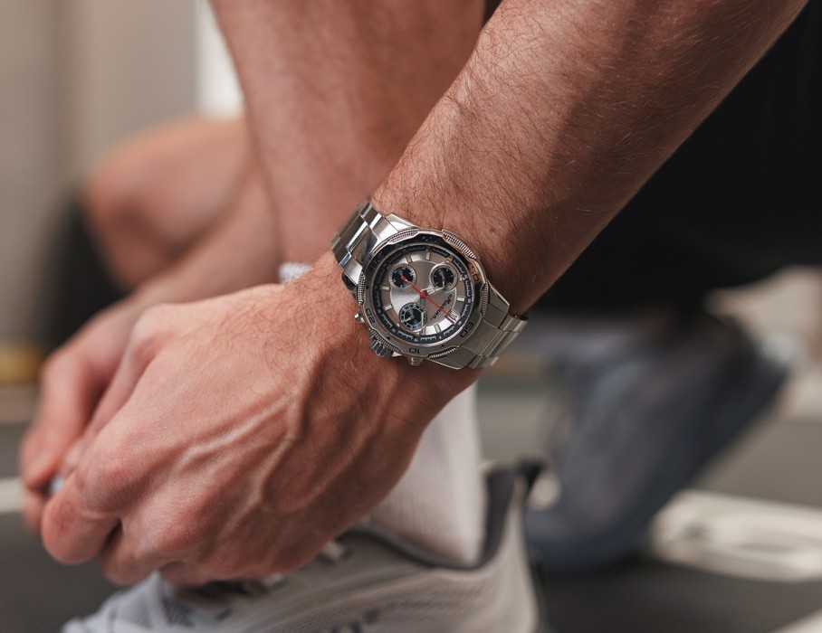 energy z60 42 мм кварц хронограф вид слева