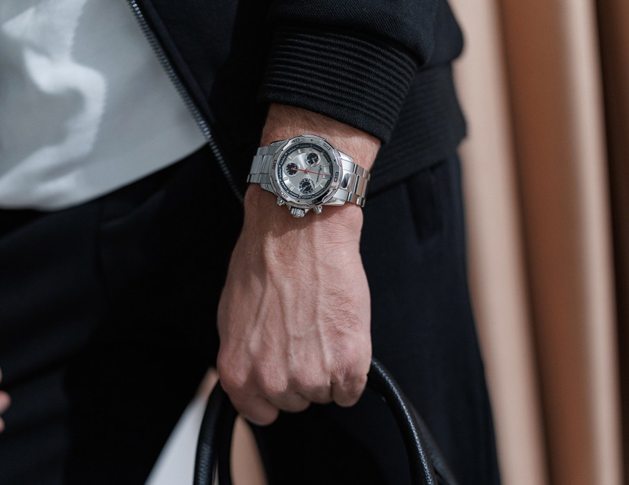 energy z60 42 мм кварц хронограф вид сбоку