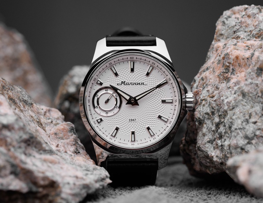 гранд tcb 3603 42 мм ручной завод вид сбоку