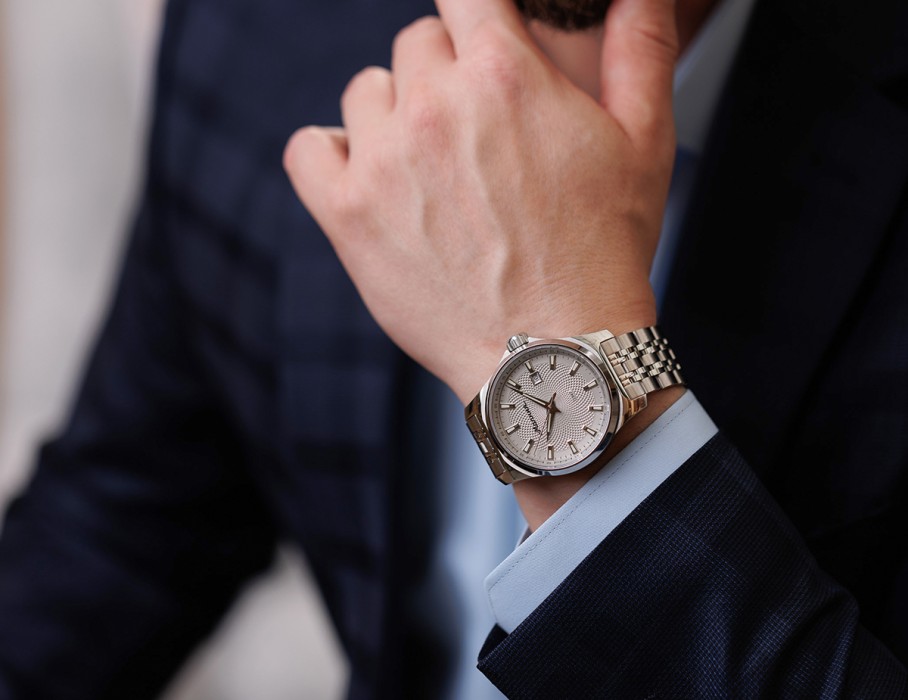 гранд tcb 8215 42 мм автоподзавод с внутренней стороны