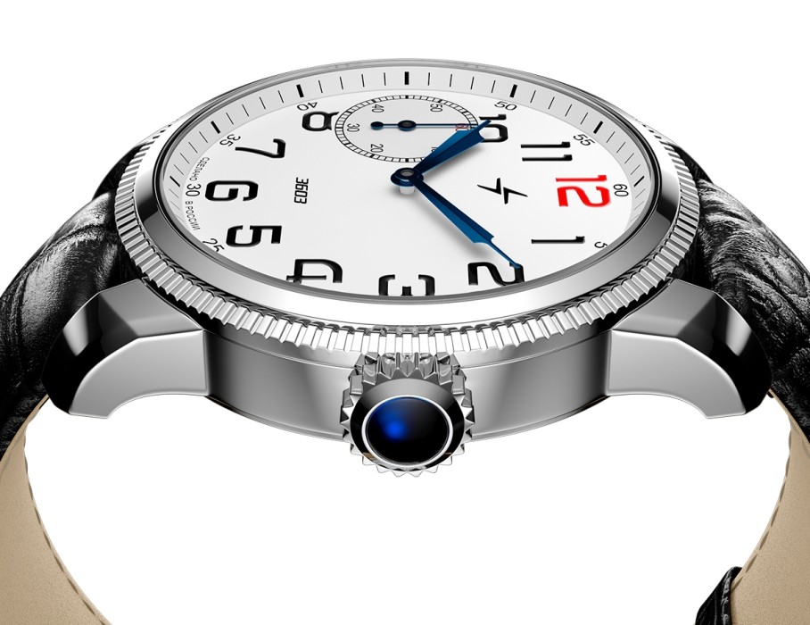 Товар зеленого цвета с внутренней стороны