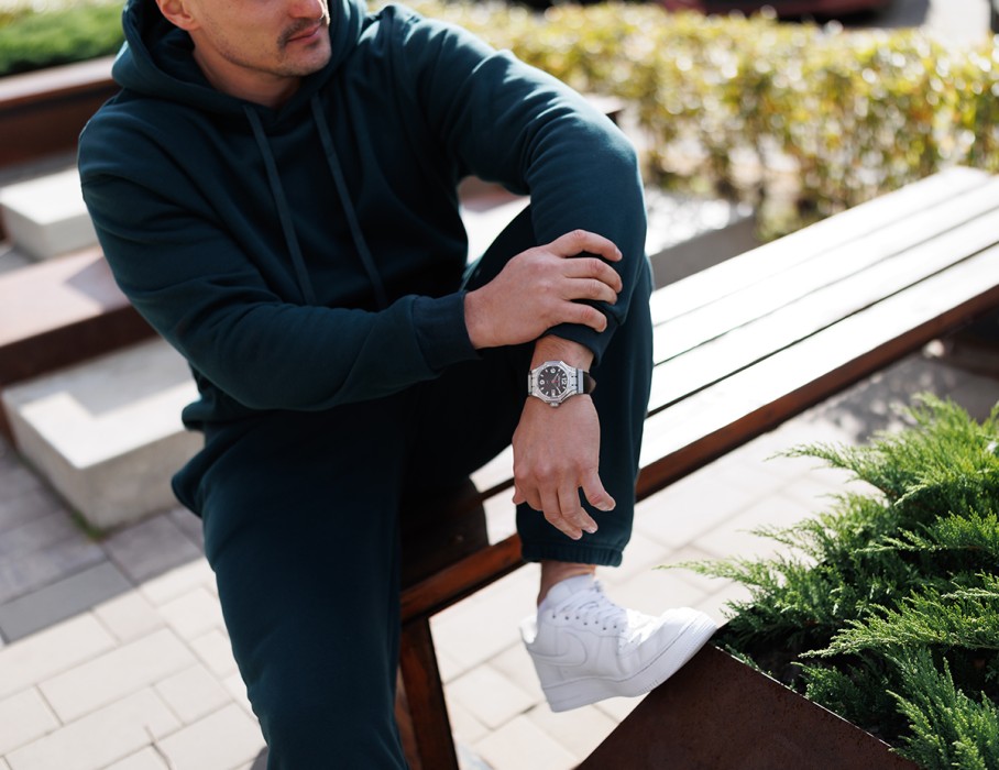 hyron tcb 8215 44 мм автоподзавод вид сбоку