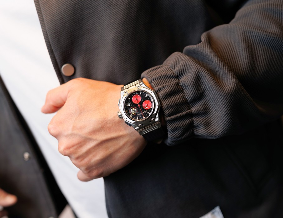 hyron z60 44 мм кварц хронограф вид слева