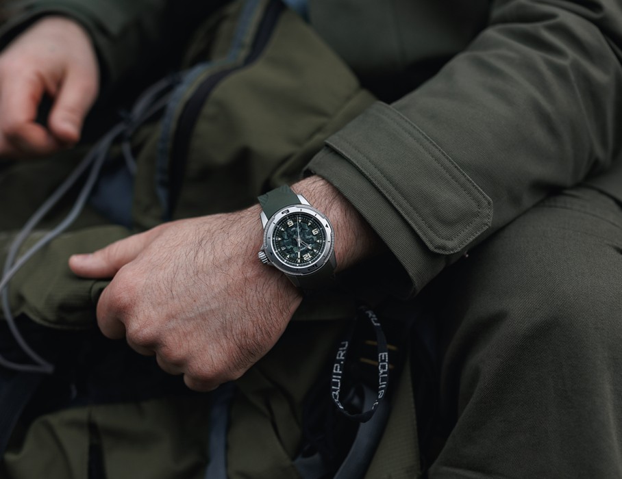 пилигрим 8215 42 мм автоподзавод вид справа