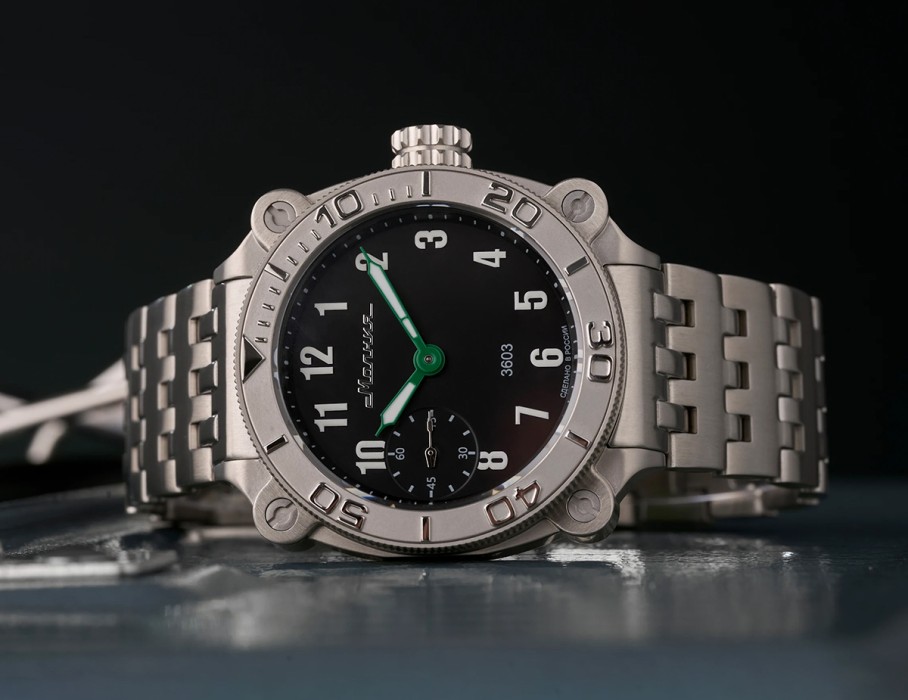 танк 3603 42 мм ручной подзавод для взрослого возраста с изнаночной стороны