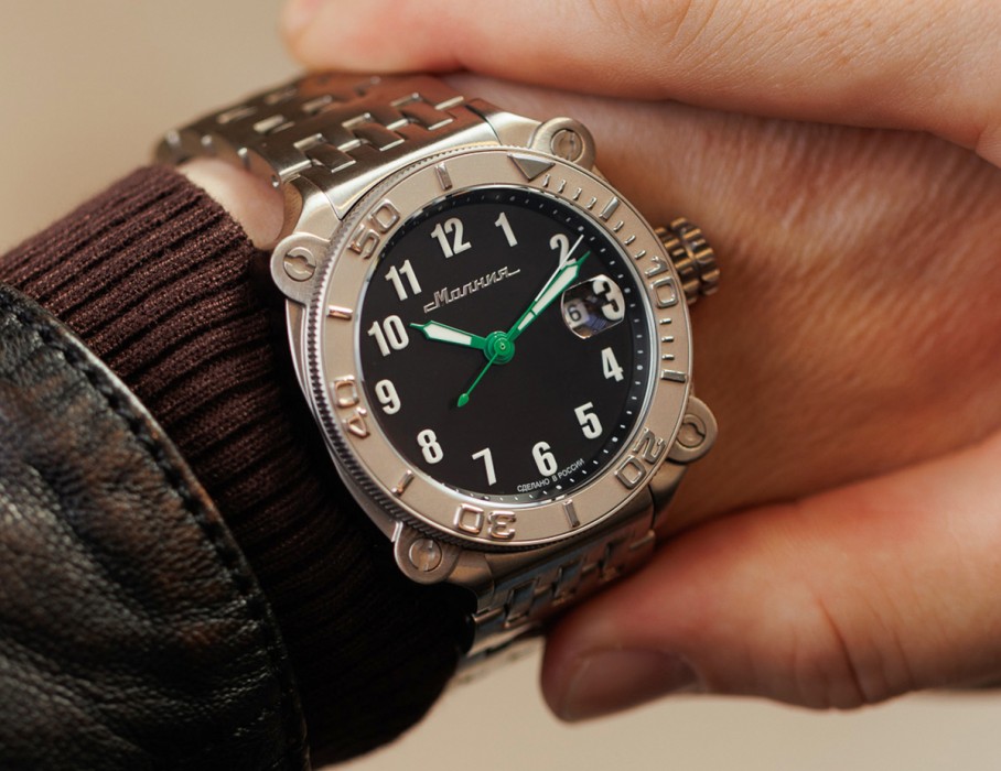 танк 8215 42 мм автоподзавод вид сзади