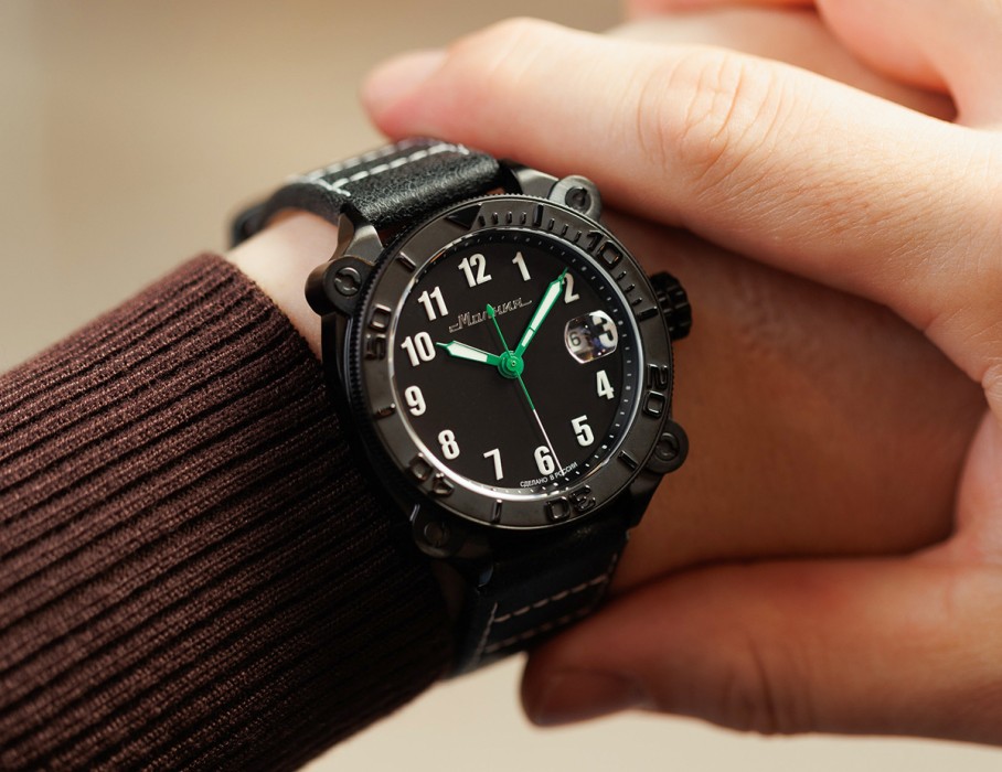 танк 8215 42 мм автоподзавод вид сзади