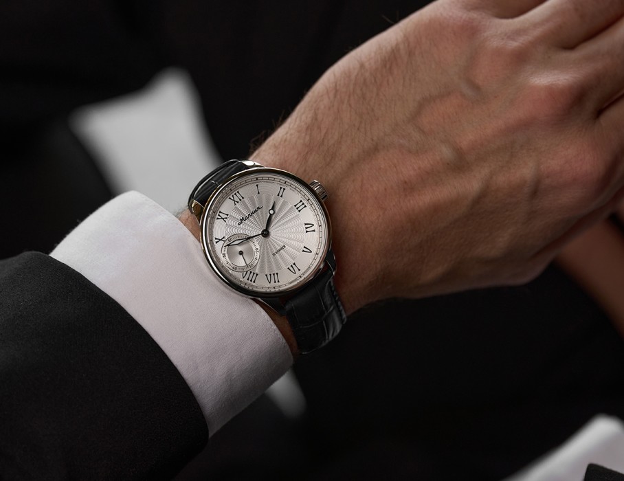 tribute 1984 tcb 3603 42 мм ручной завод вид сзади