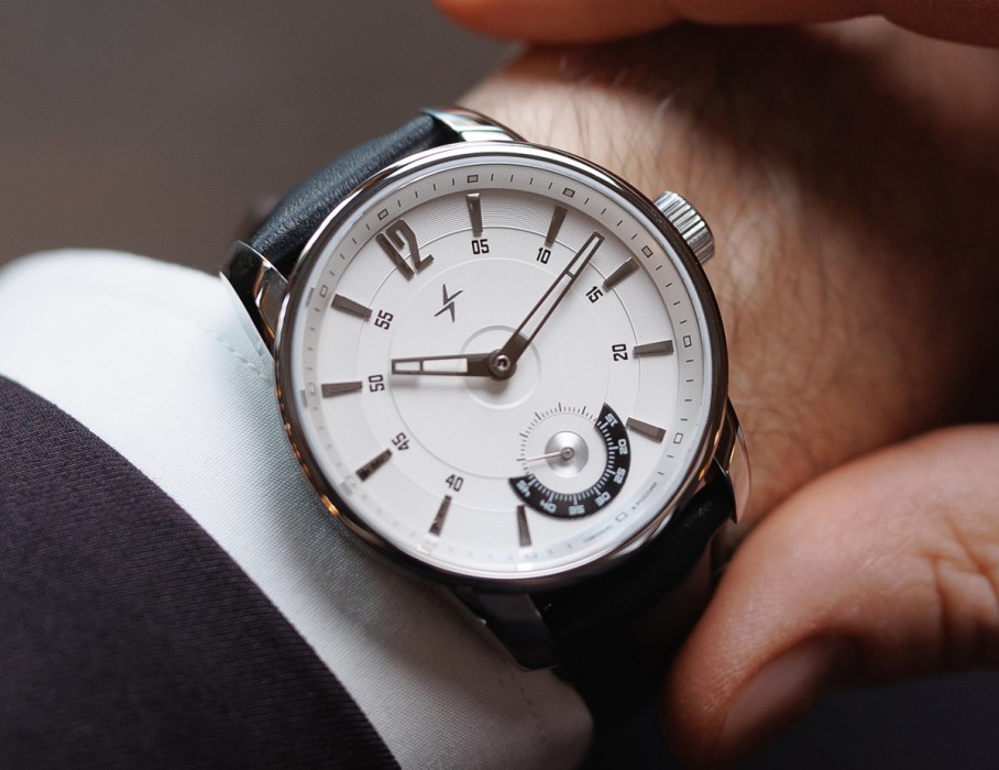 tribute 1984 tcb 3603s 42 мм ручной завод вид слева