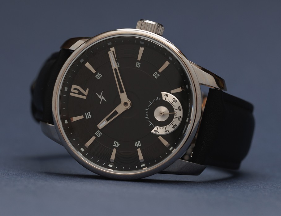 tribute 1984 tcb 3603s 42 мм ручной завод вид сбоку