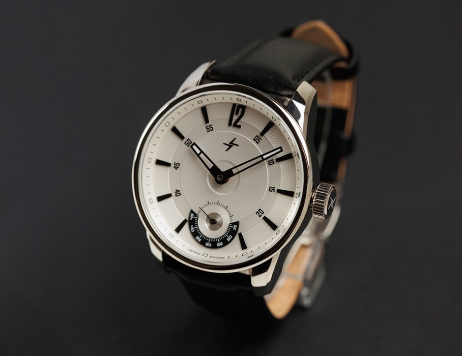 tribute 1984 tcb 3603s 42 мм ручной завод на сезон этого года фотография