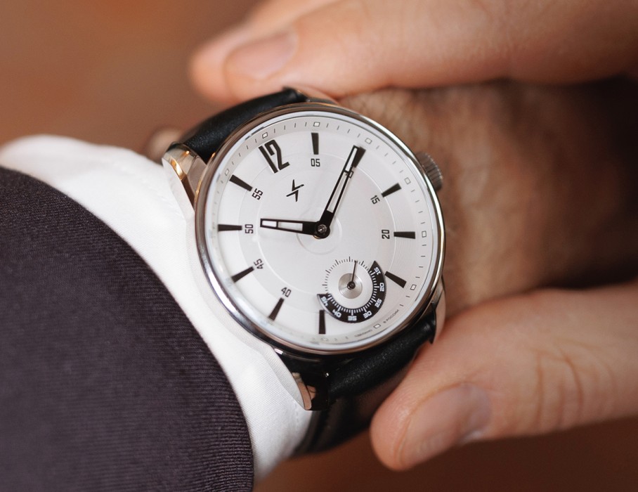 tribute 1984 tcb 3603s 42 мм ручной завод вид сзади