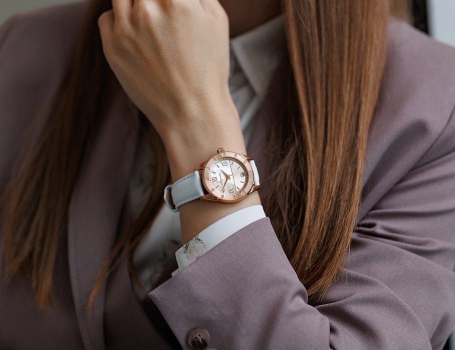 жемчуг 715 36 мм кварц для взрослого возраста с изнаночной стороны