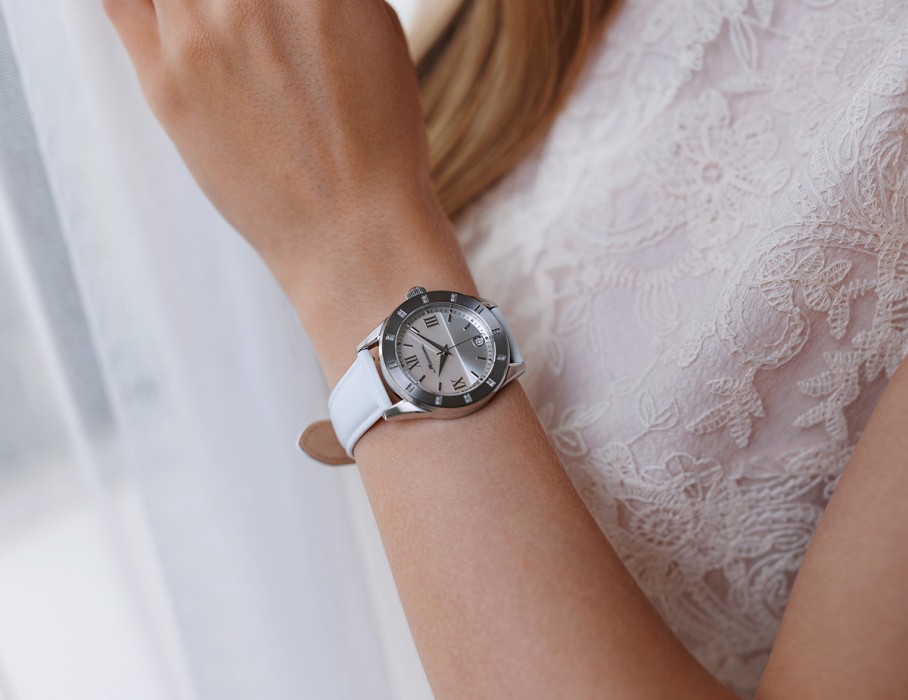 жемчуг 715 36 мм кварц вид сзади