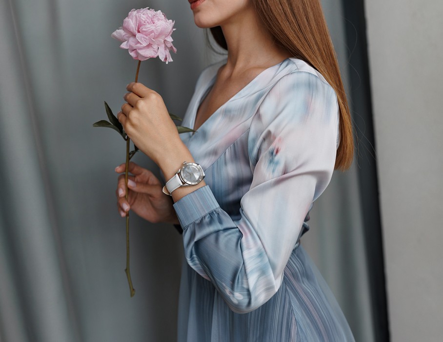 жемчуг 715 36 мм кварц вид сзади