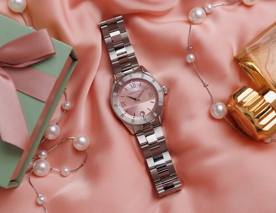 жемчуг 715 36 мм кварц вид слева