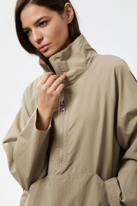 анорак из россии вид сбоку