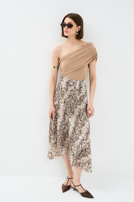 асимметричная юбка по цене 1620 руб вид справа