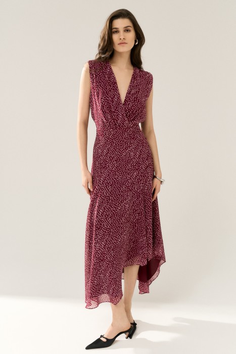 асимметричное платье от бренда снежная королева вид слева