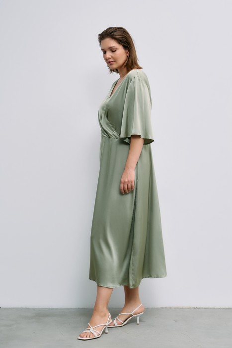 атласное платье из россии вид сбоку