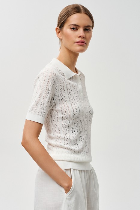 ажурный джемпер от бренда снежная королева вид слева